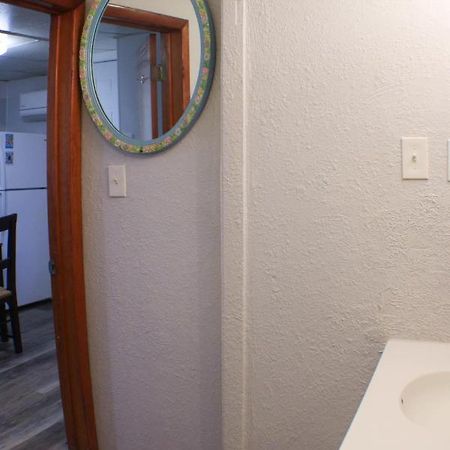 California Ave - 2 Bedroom - Home Away From Home! Pittsburgh Eksteriør bilde