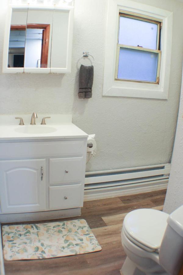 California Ave - 2 Bedroom - Home Away From Home! Pittsburgh Eksteriør bilde