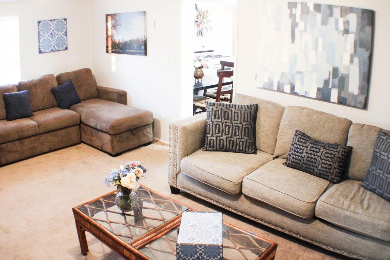 California Ave - 2 Bedroom - Home Away From Home! Pittsburgh Eksteriør bilde