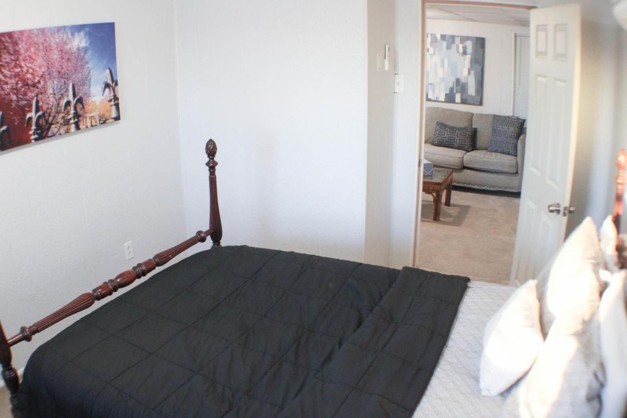 California Ave - 2 Bedroom - Home Away From Home! Pittsburgh Eksteriør bilde