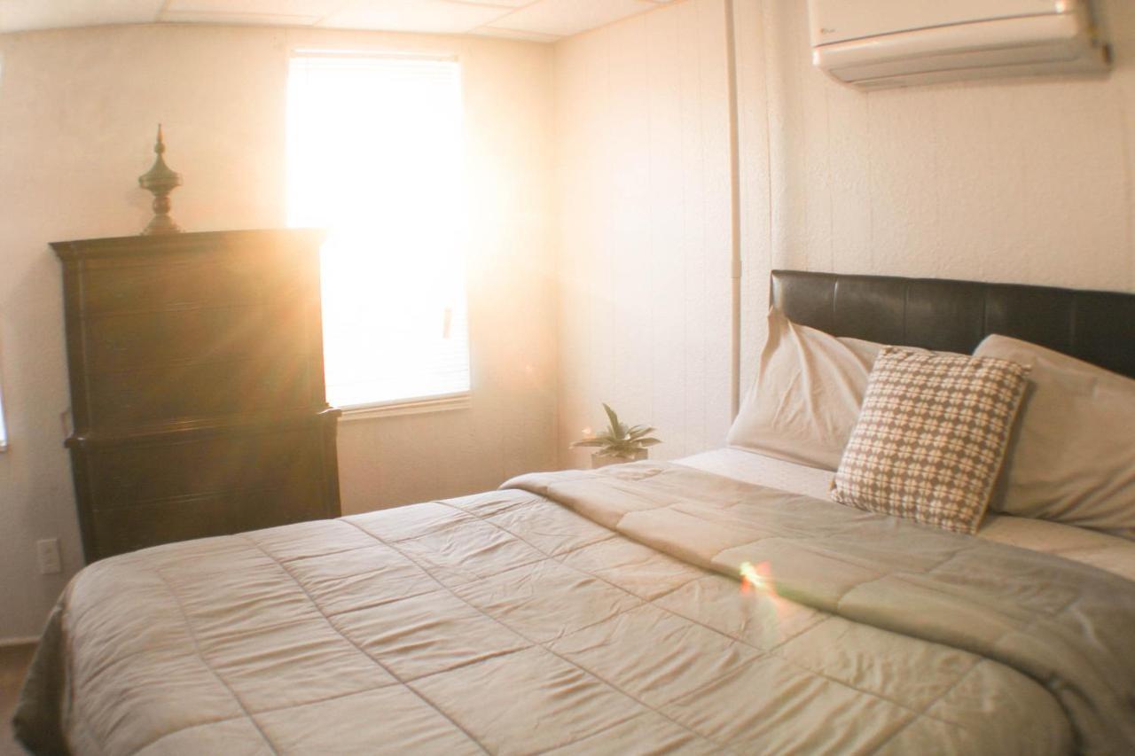 California Ave - 2 Bedroom - Home Away From Home! Pittsburgh Eksteriør bilde