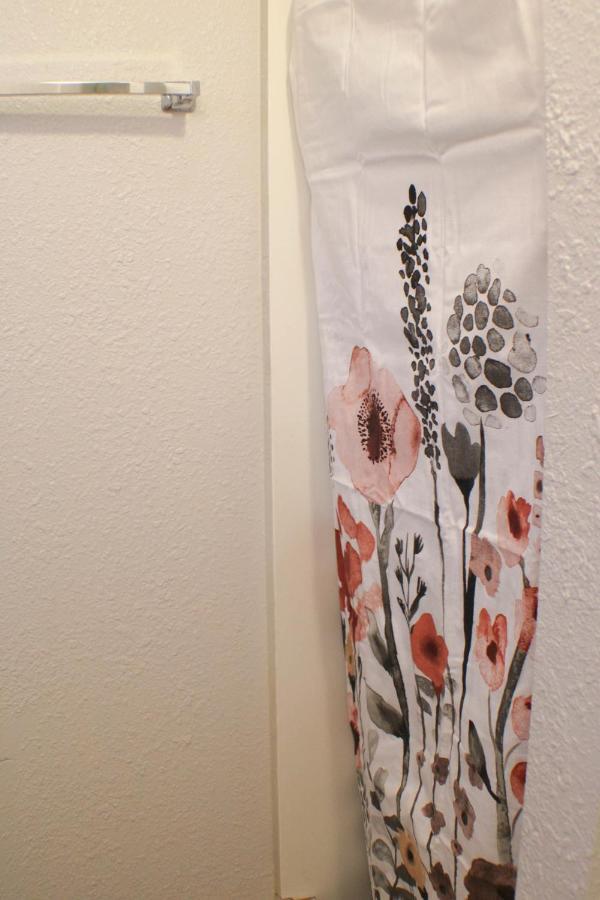 California Ave - 2 Bedroom - Home Away From Home! Pittsburgh Eksteriør bilde